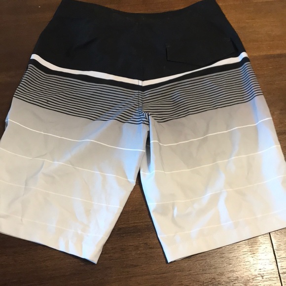 Bundle of 2 swim trunks Volcom & Goodfellow W28 - Picture 14 of 16